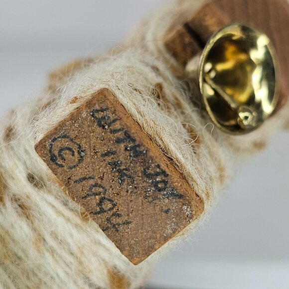 With Joy Inc Vintage Wooden Sheep Goat Figurines With Yarn Wrapping & Bells - Picture 6 of 8